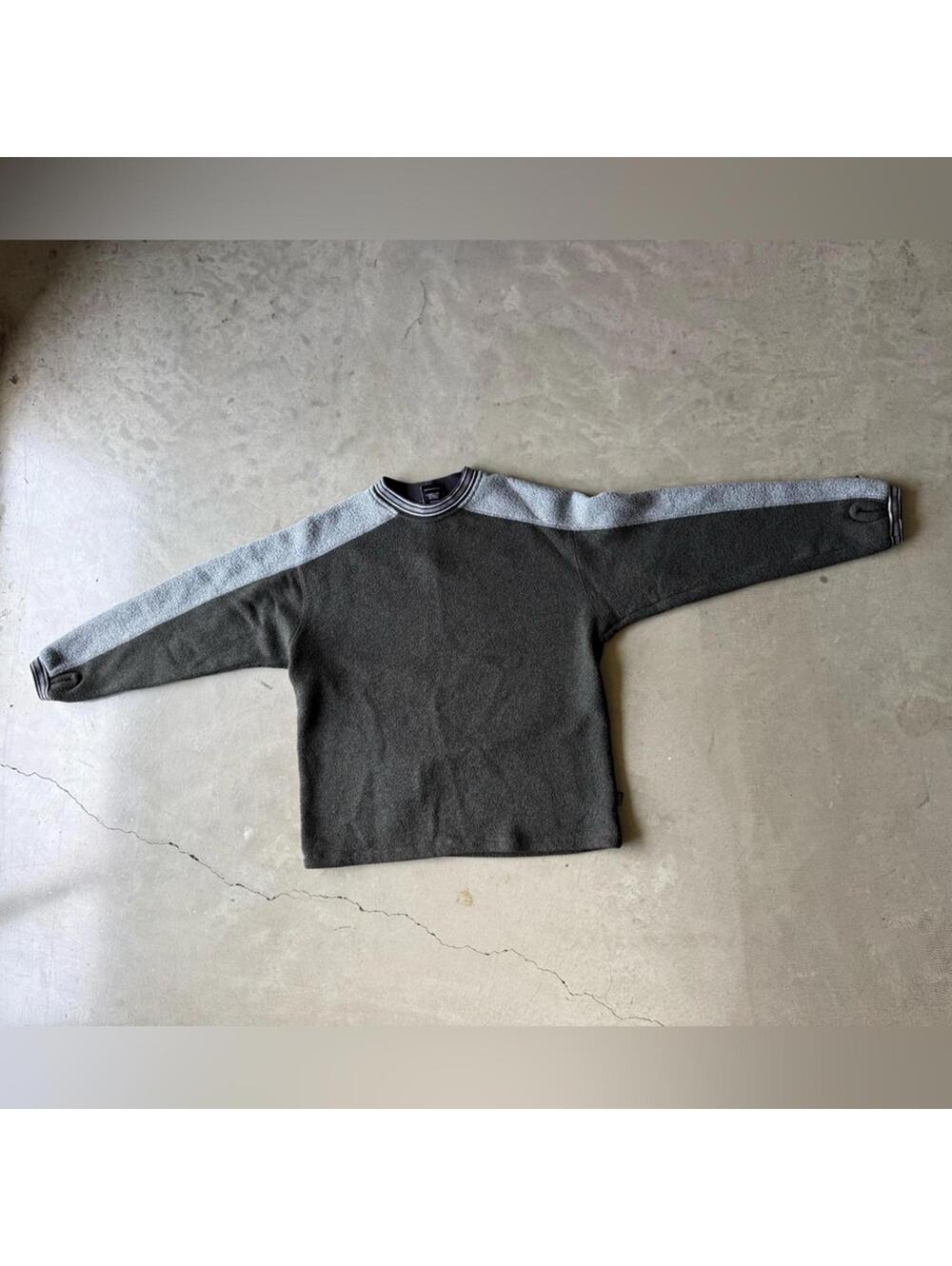 älf / Fleece Pullover Colorblock Crewneck / Grey